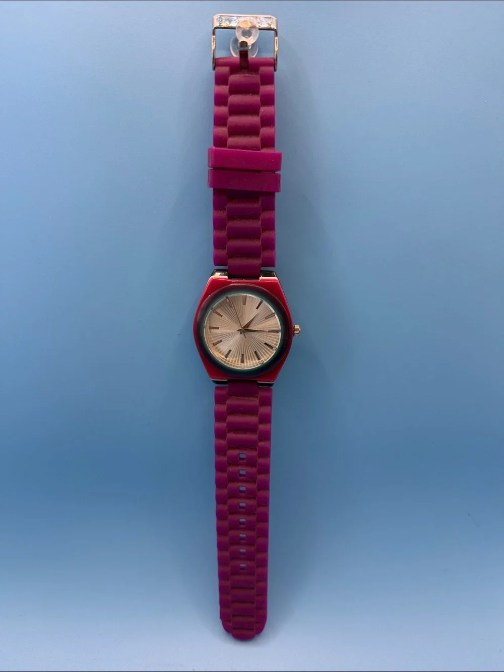 Source Unknown Purple and Red Silicone Band Watch